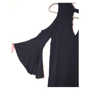 Bell sleeve, open shoulder, key hole black blouse
